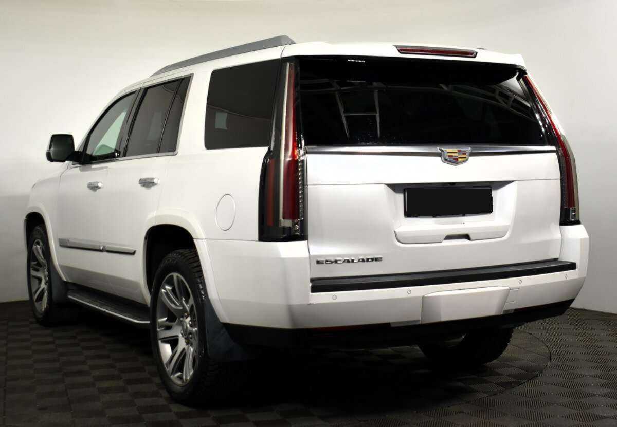 Купить Cadillac Escalade с пробегом. Фото: #5