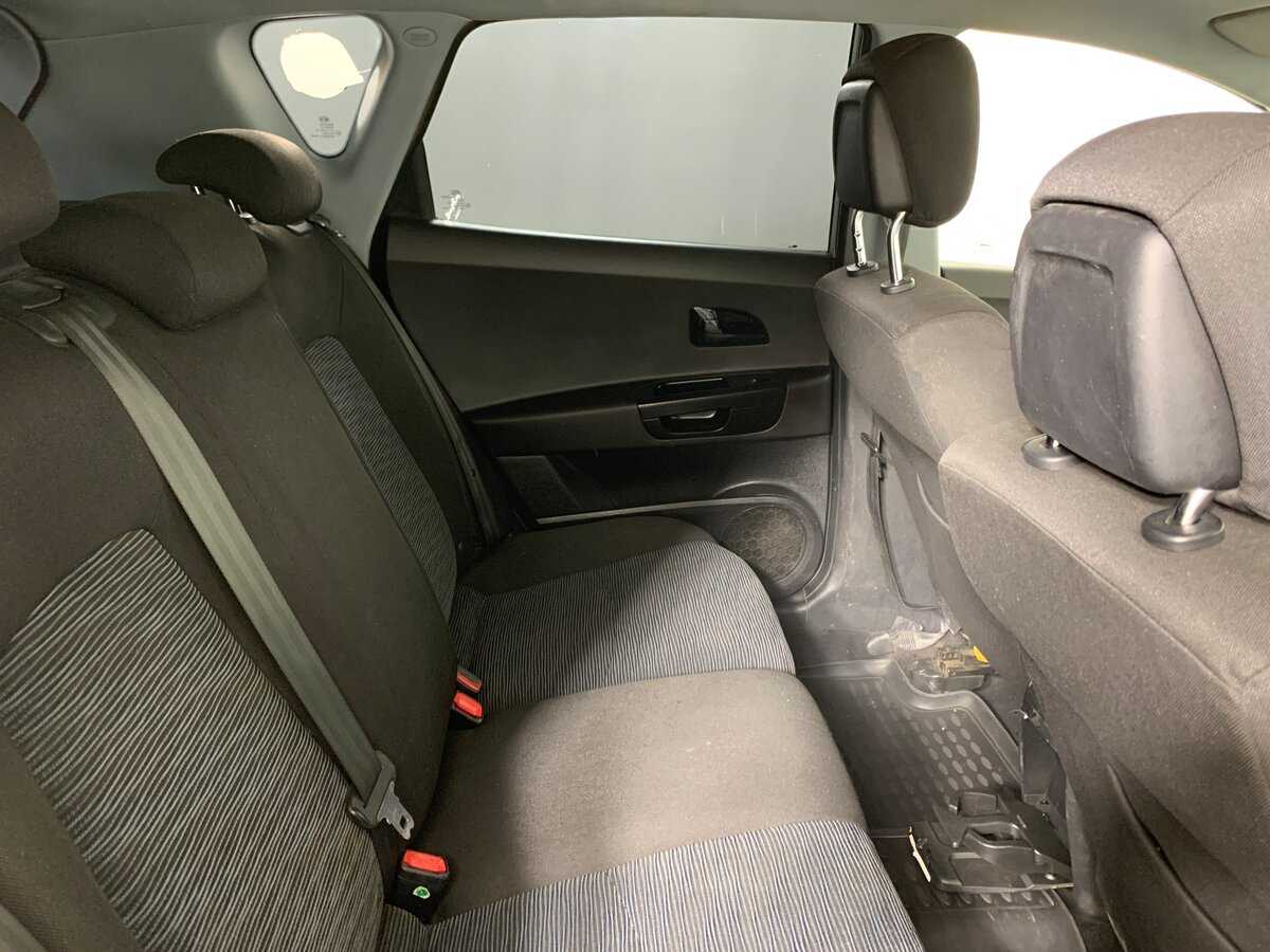 Купить Kia Ceed с пробегом. Фото: #17