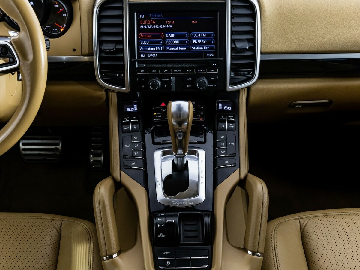 Купить Porsche Cayenne с пробегом. Фото: #10