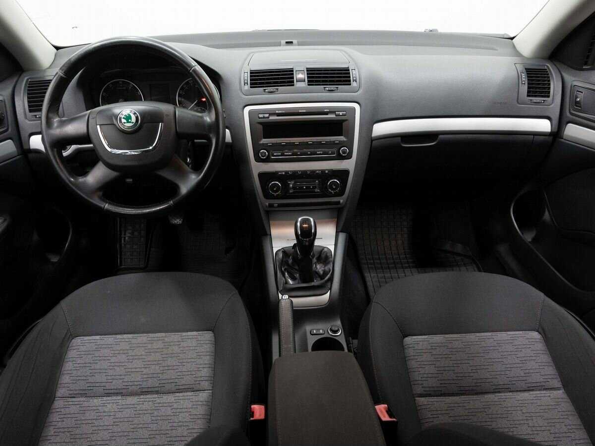 Купить Skoda Octavia с пробегом. Фото: #13