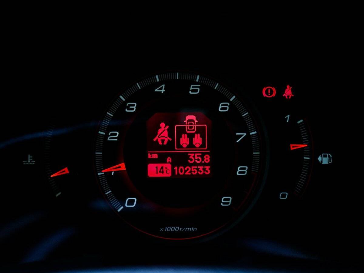 Купить Honda Civic Type R с пробегом. Фото: #10