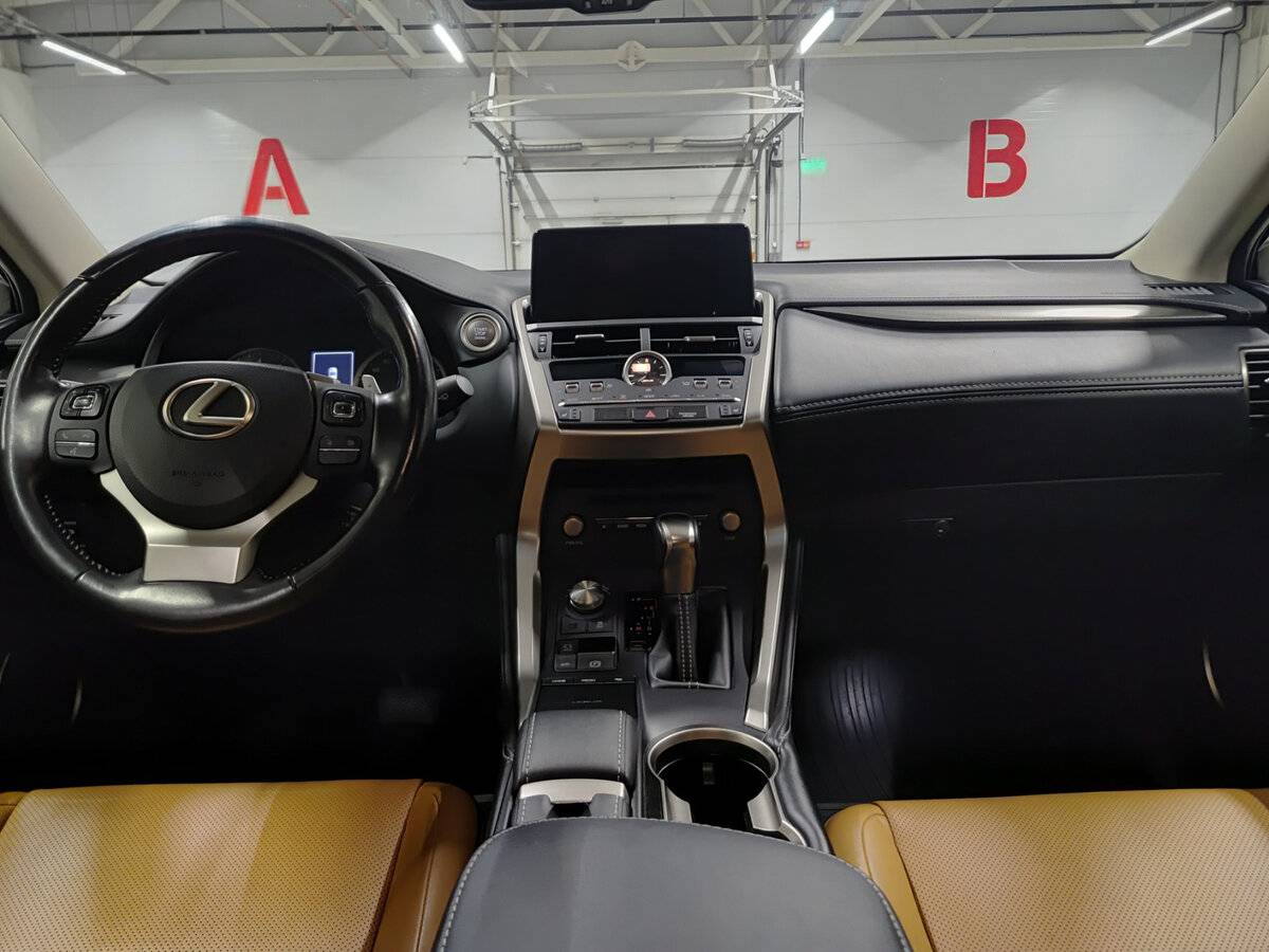 Купить Lexus NX с пробегом. Фото: #13