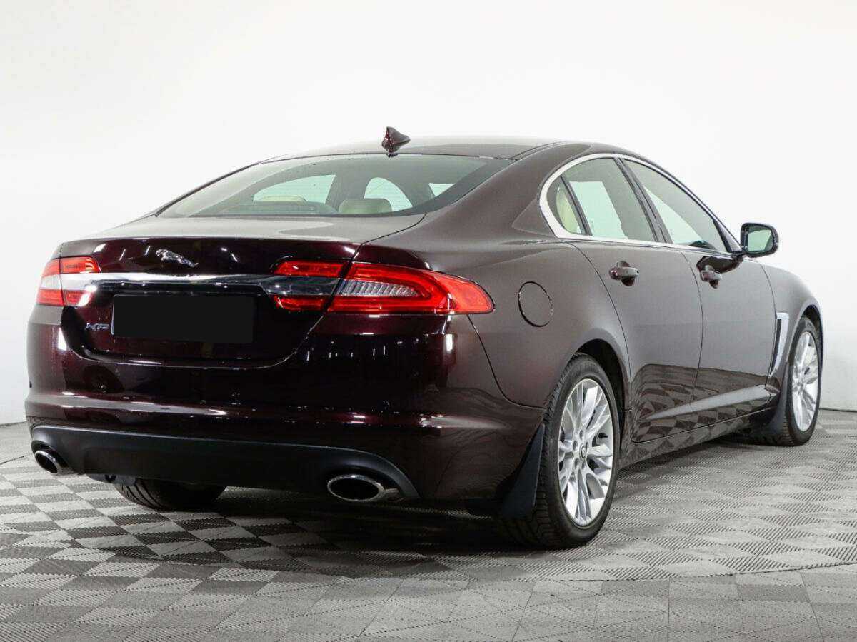 Купить Jaguar XF с пробегом. Фото: #3