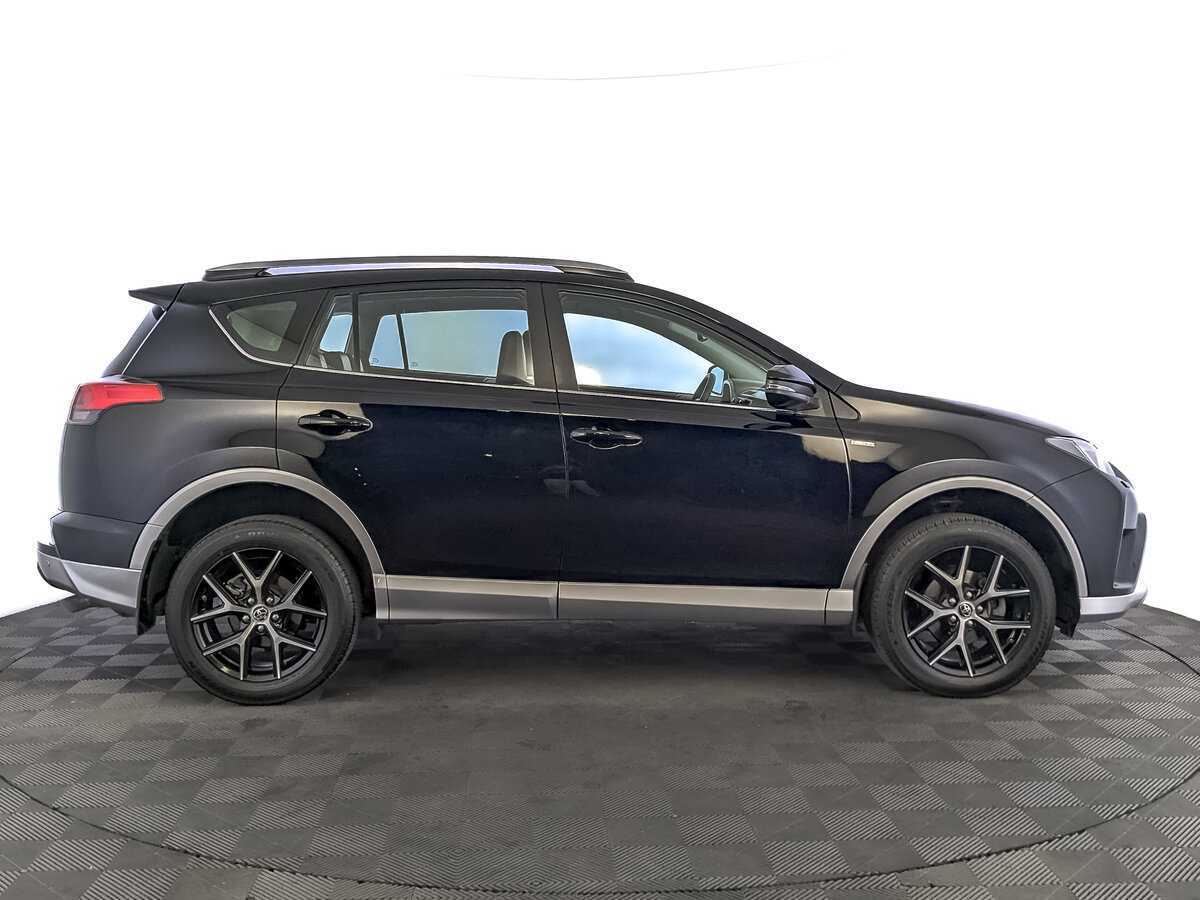 Купить Toyota RAV4 с пробегом. Фото: #3