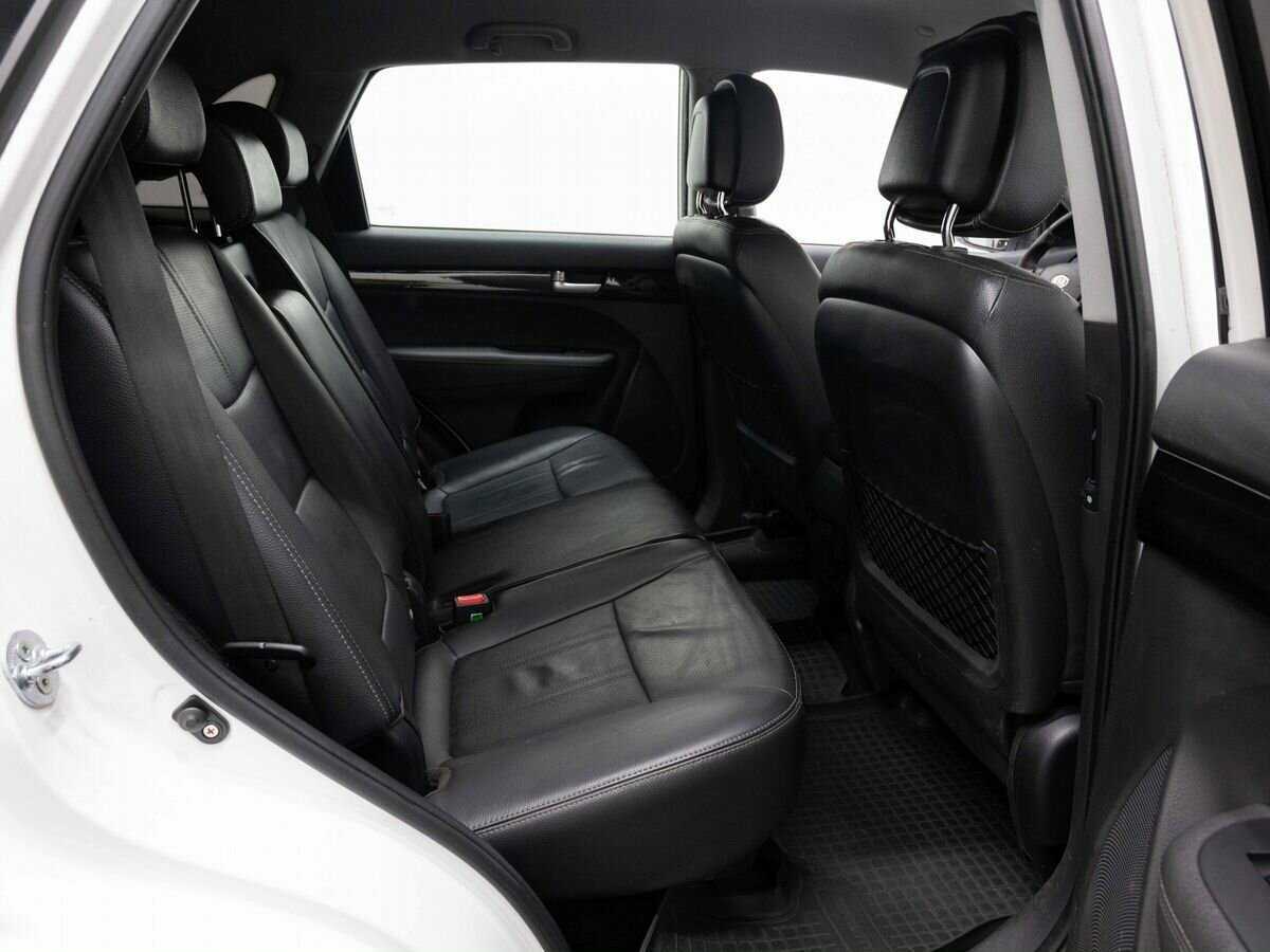Купить Kia Sorento с пробегом. Фото: #9