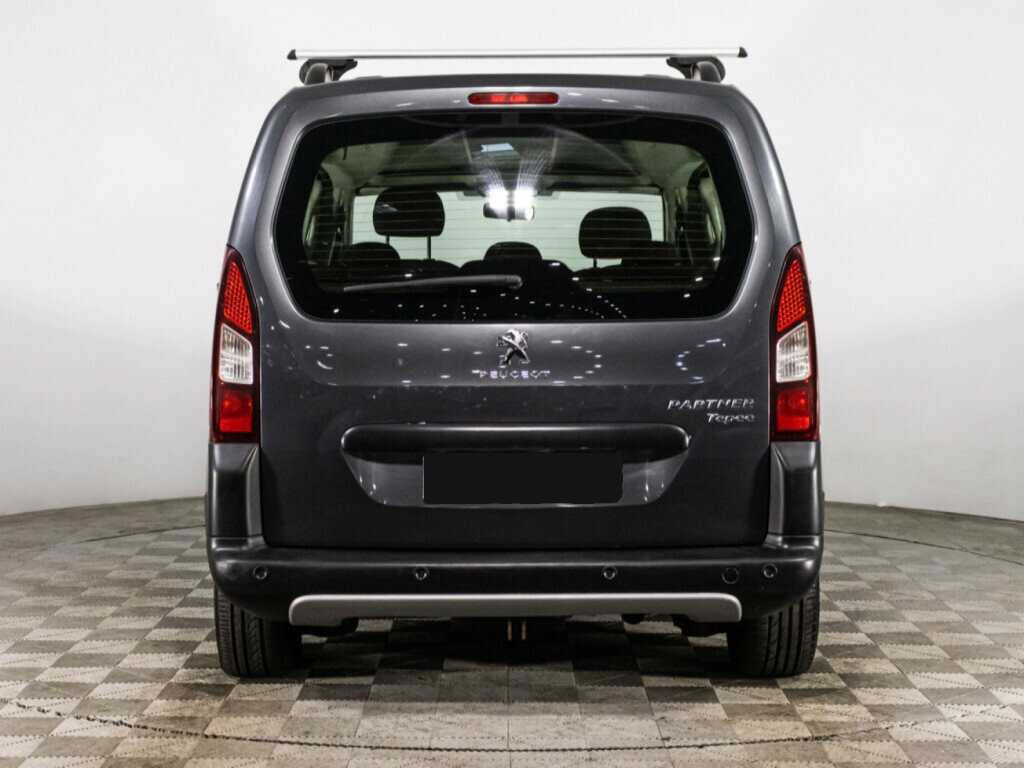 Купить Peugeot Partner с пробегом. Фото: #5