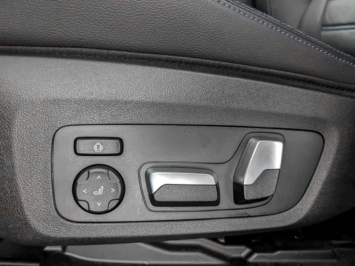 Купить BMW X4 с пробегом. Фото: #16
