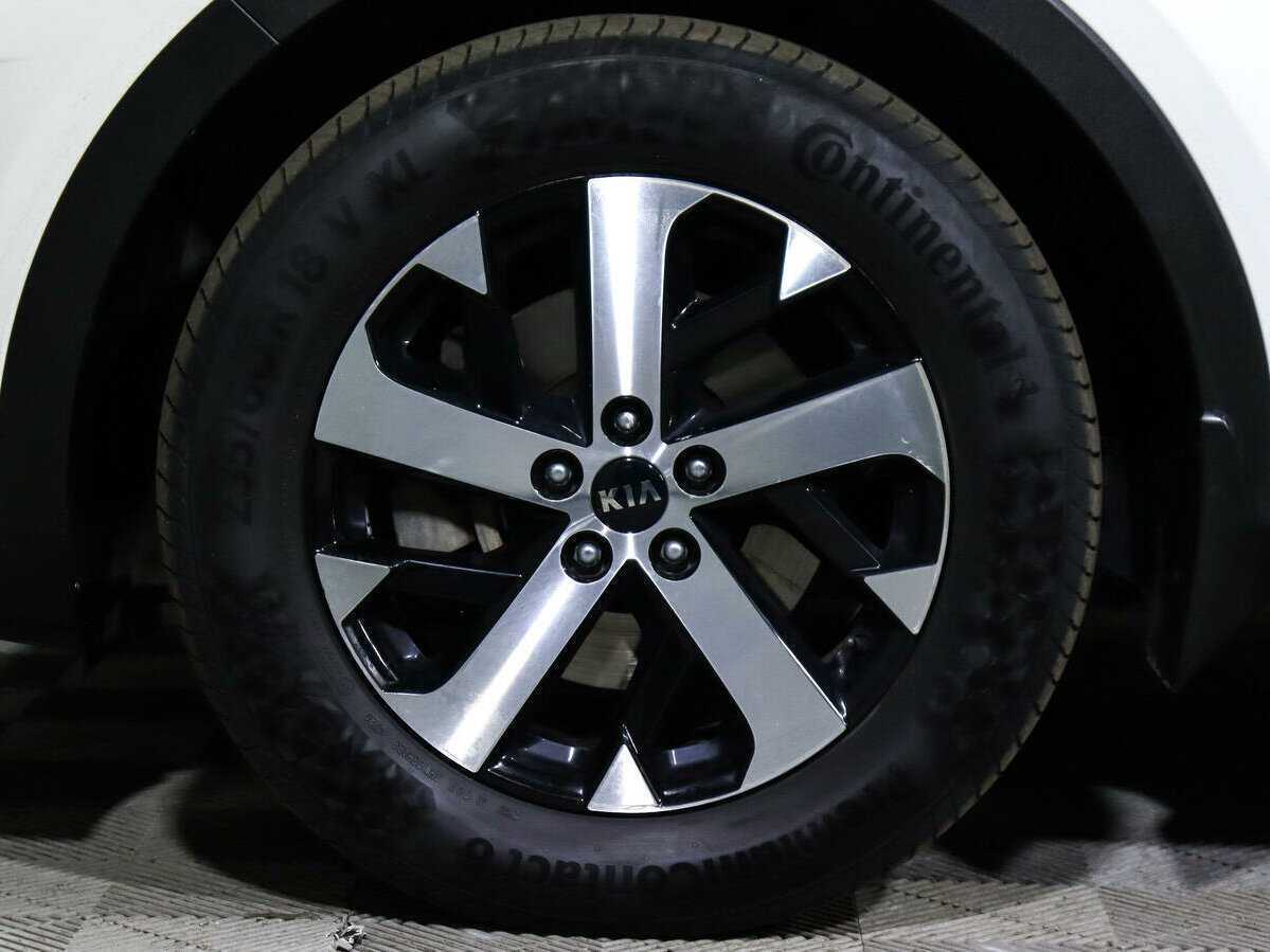 Купить Kia Sorento с пробегом. Фото: #21