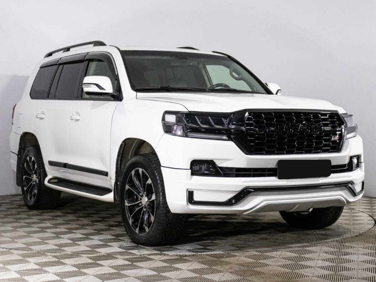 Купить Toyota Land Cruiser с пробегом. Фото: #2