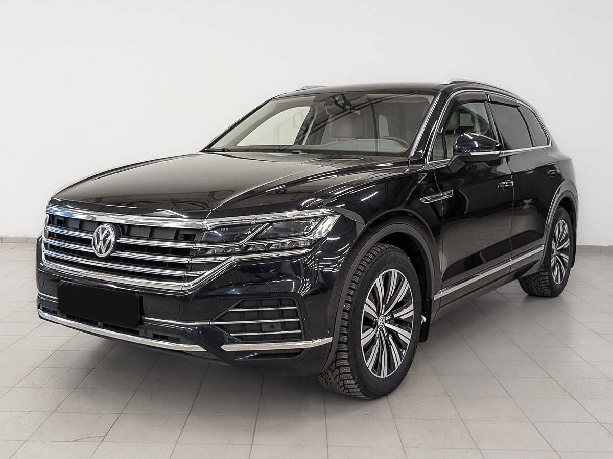 Купить Volkswagen Touareg с пробегом. Посмотреть фото