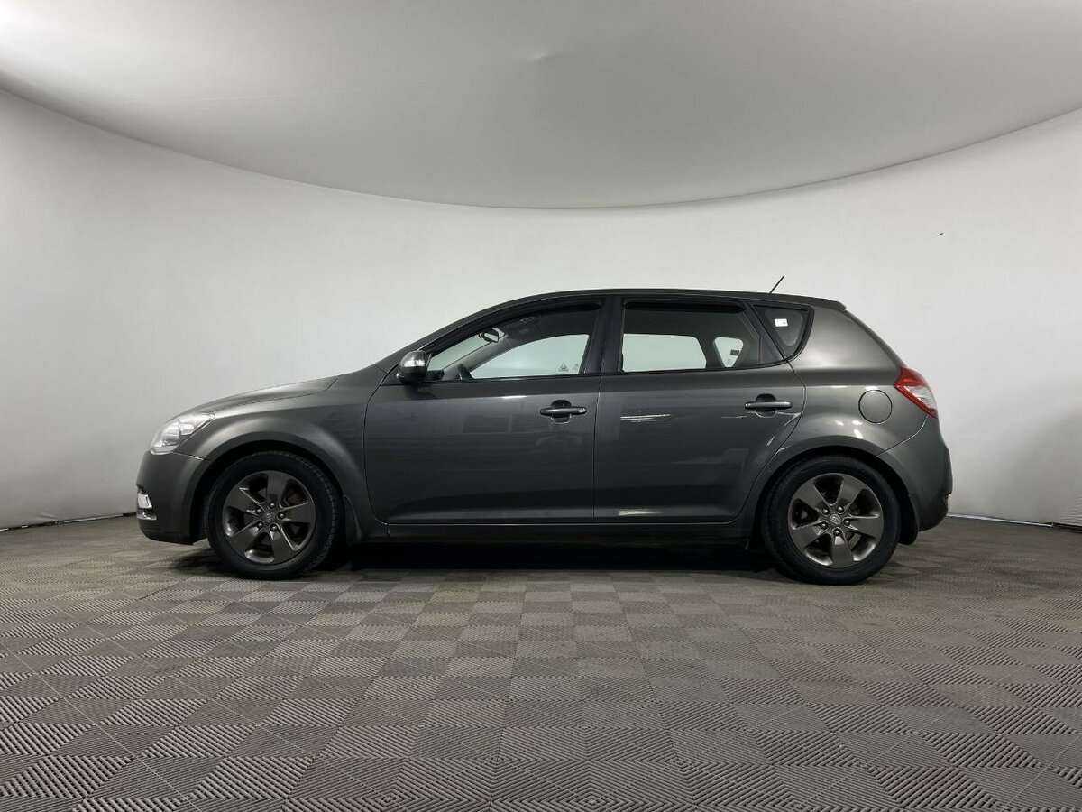 Купить Kia Ceed с пробегом. Фото: #4