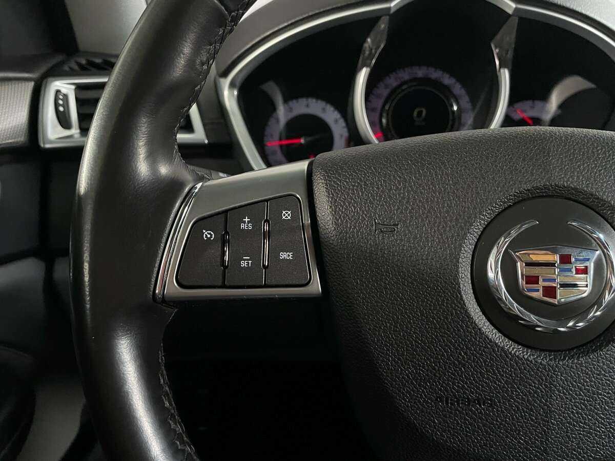 Купить Cadillac SRX с пробегом. Фото: #10