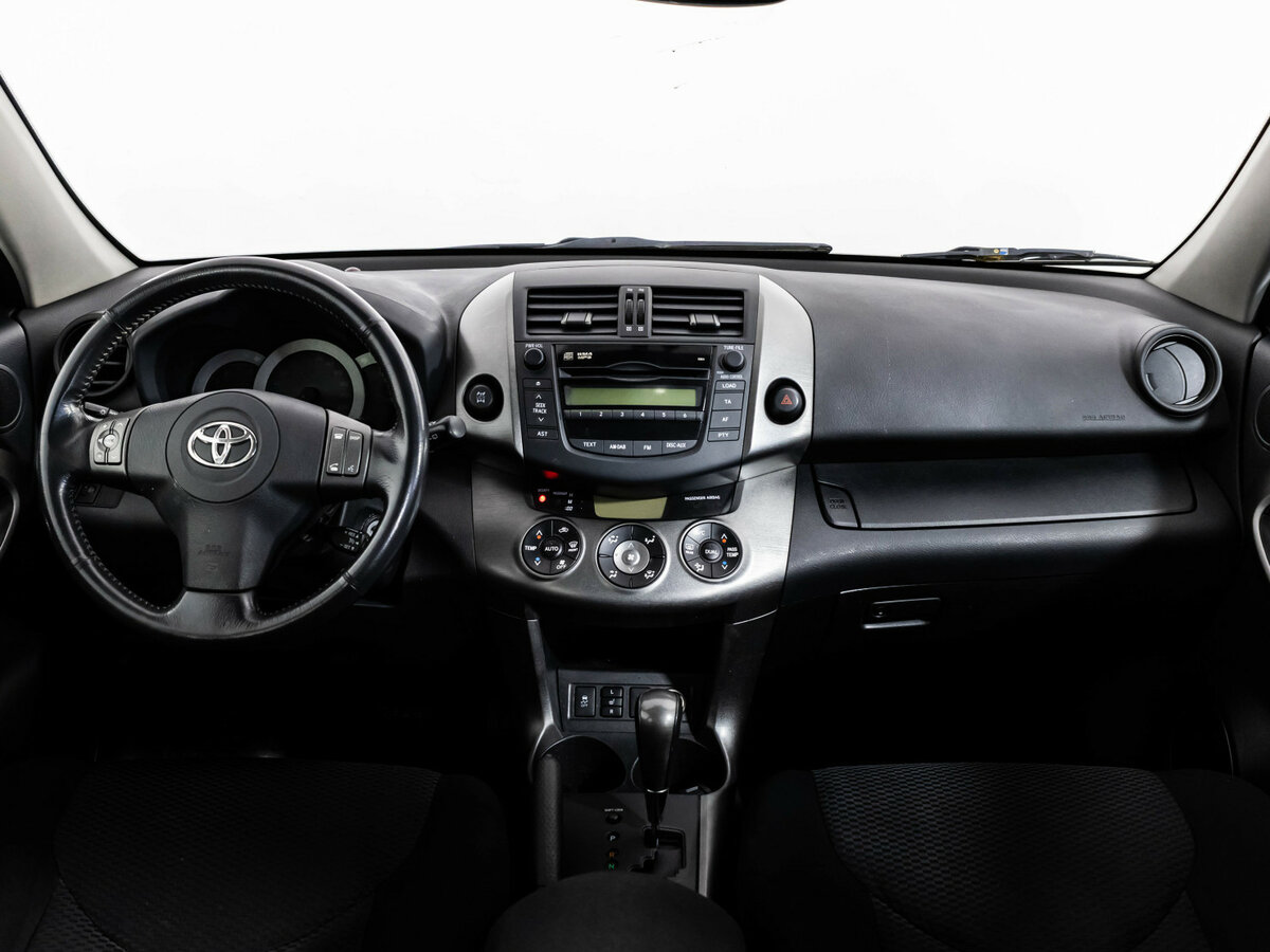 Купить Toyota RAV4 с пробегом. Фото: #11