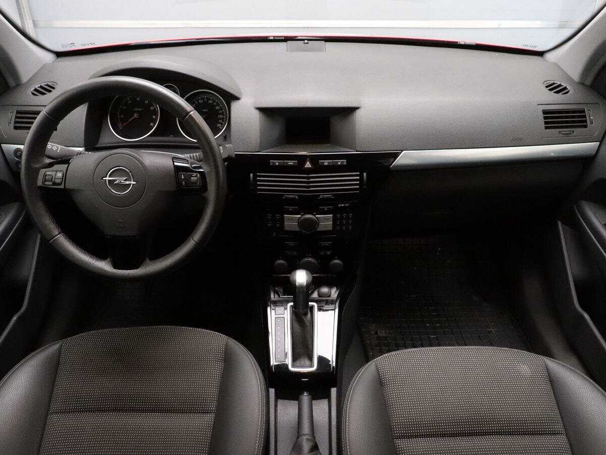 Купить Opel Astra с пробегом. Фото: #8