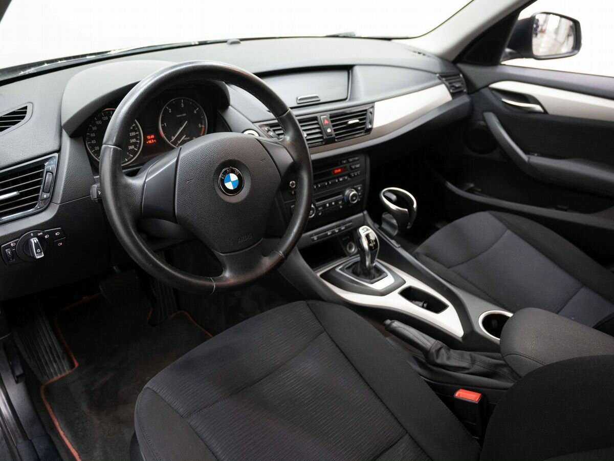 Купить BMW X1 с пробегом. Фото: #6