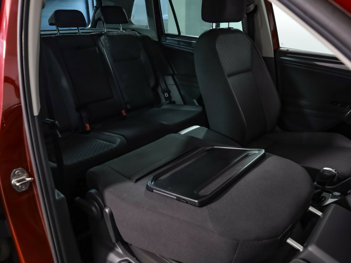 Купить Volkswagen Tiguan с пробегом. Фото: #22