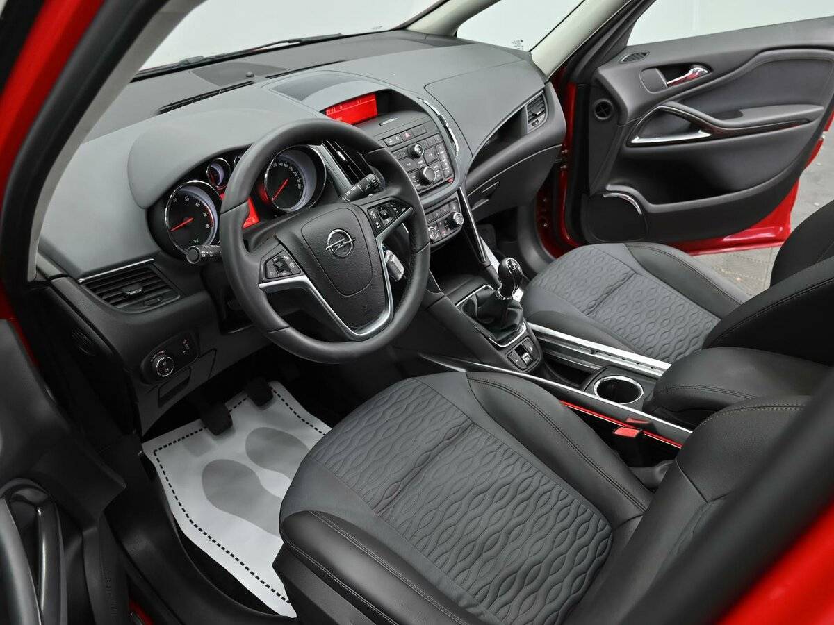 Купить Opel Zafira с пробегом. Фото: #7