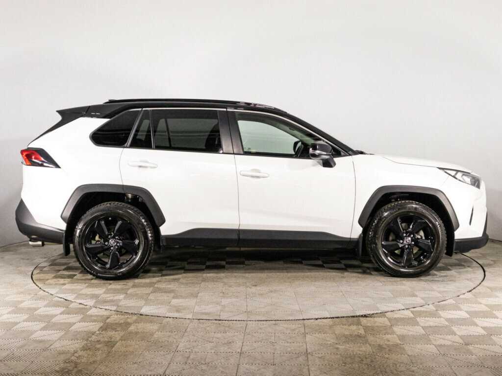 Купить Toyota RAV4 с пробегом. Фото: #3