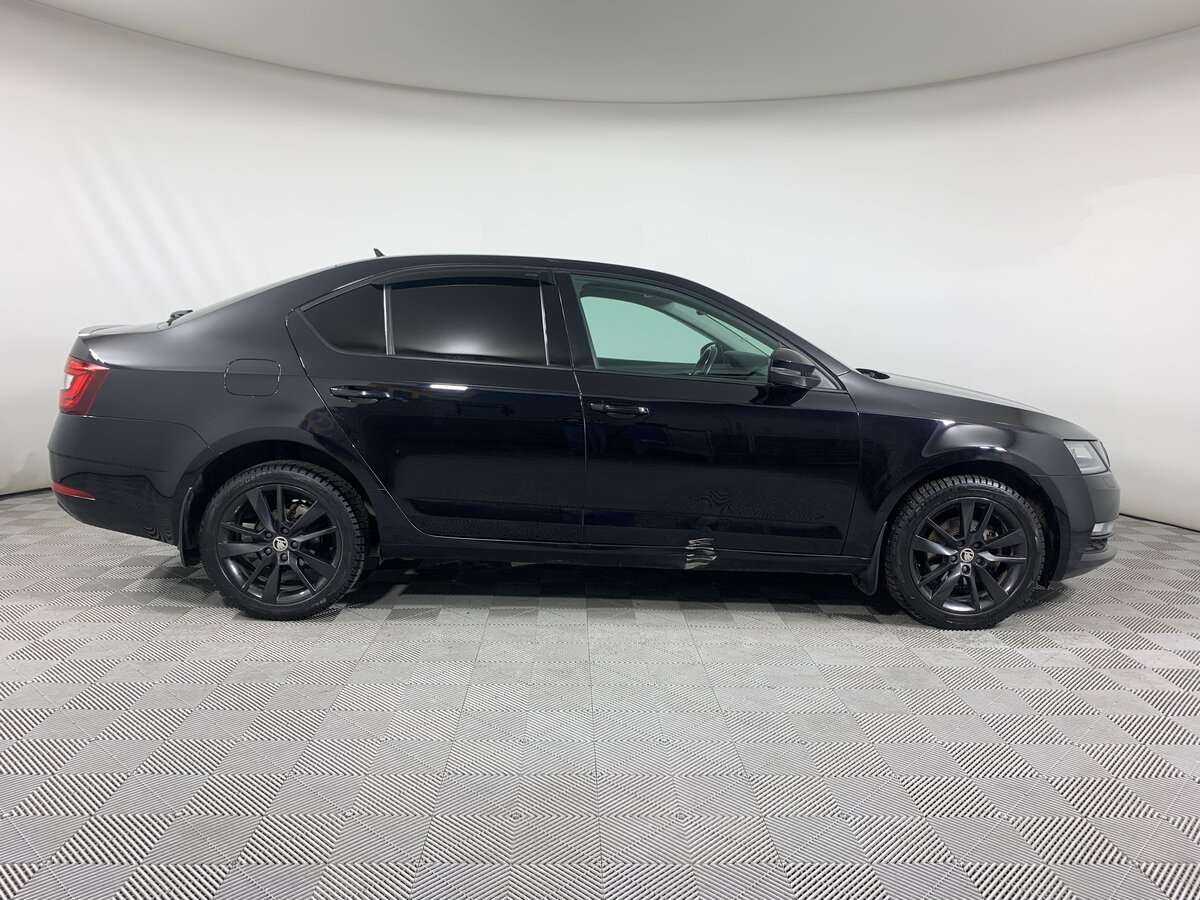 Купить Skoda Octavia с пробегом. Фото: #3