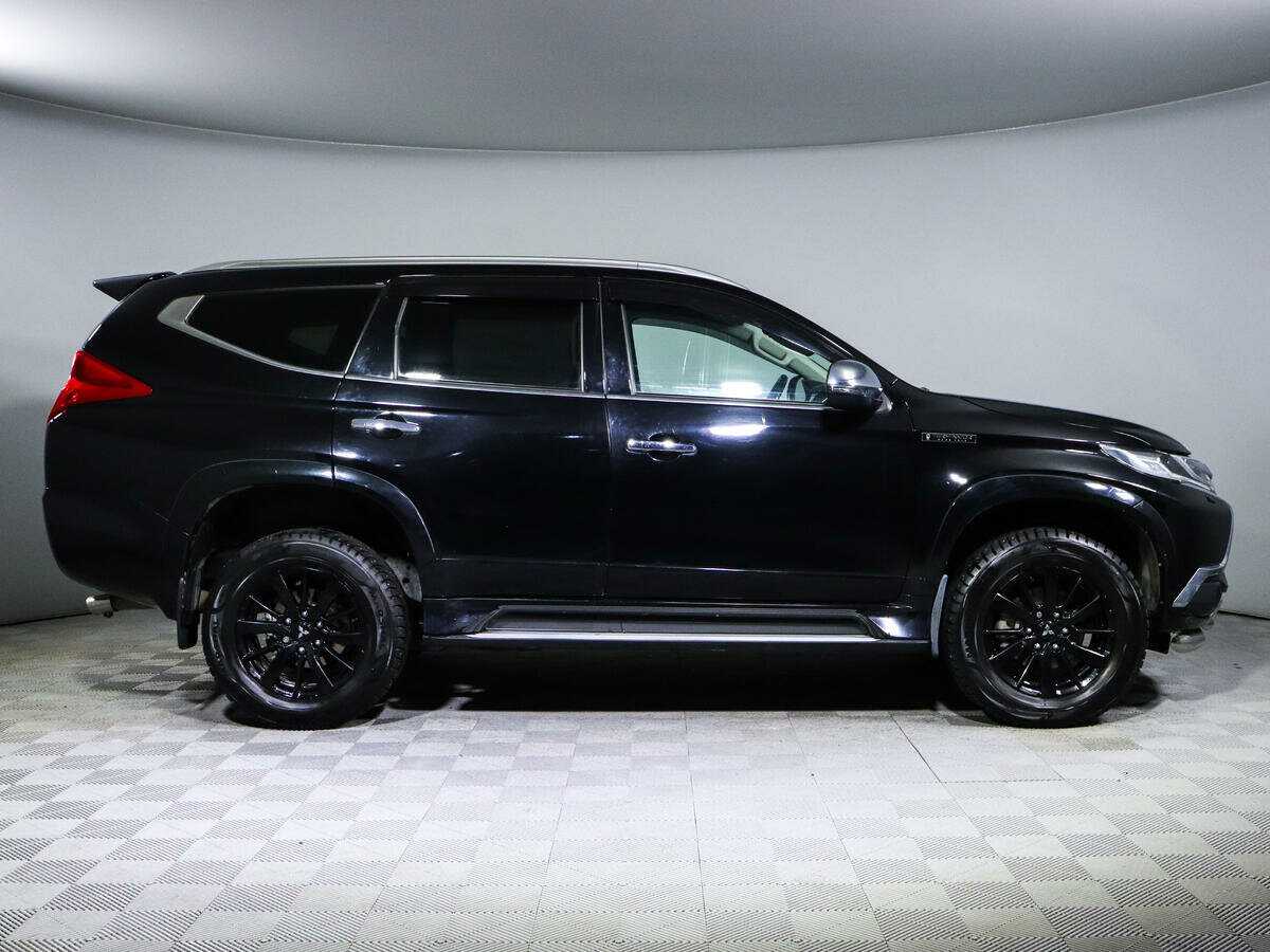Купить Mitsubishi Pajero Sport с пробегом. Фото: #3