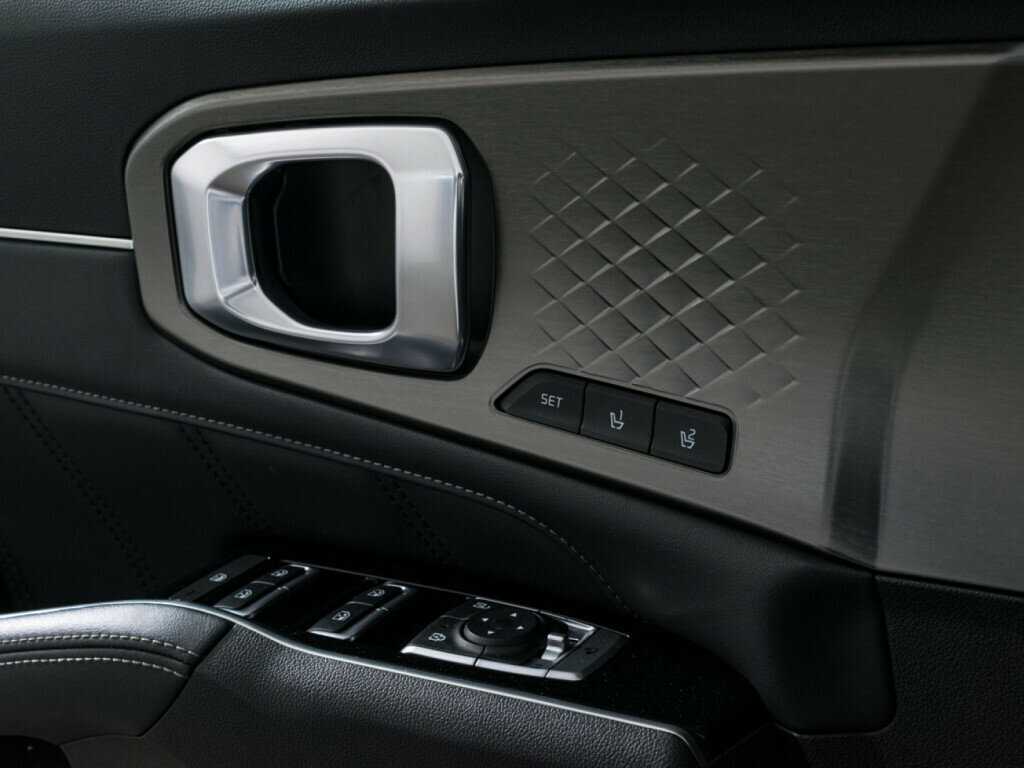 Купить Kia Sorento с пробегом. Фото: #14