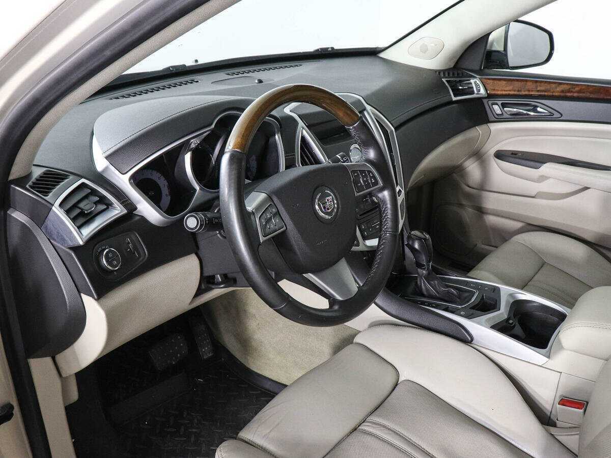 Купить Cadillac SRX с пробегом. Фото: #8