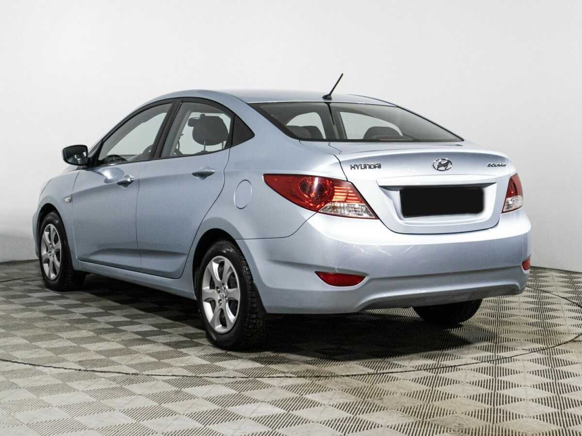 Купить Hyundai Solaris с пробегом. Фото: #6