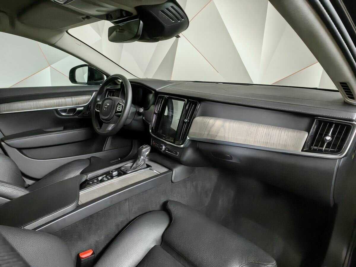 Купить Volvo S90 с пробегом. Фото: #8
