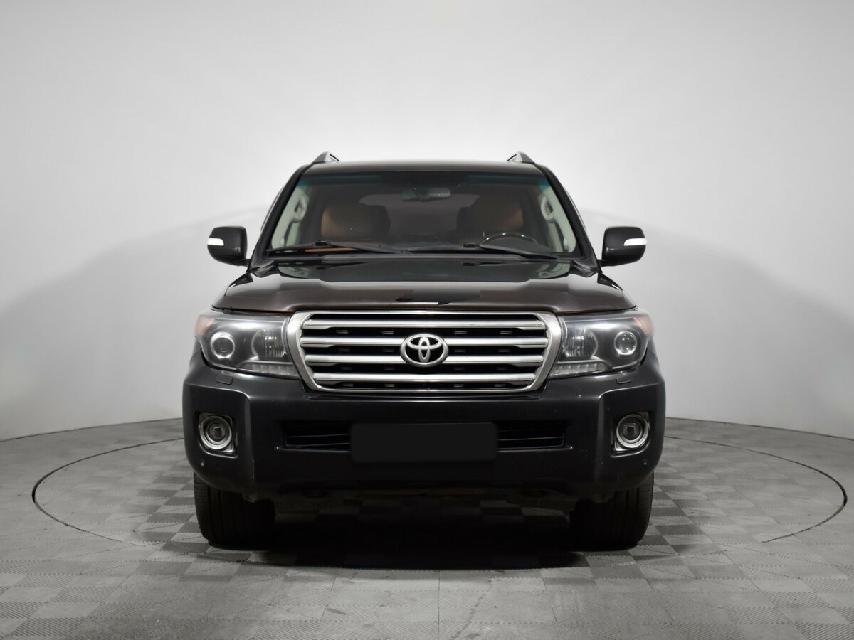 Купить Toyota Land Cruiser с пробегом. Фото: #1