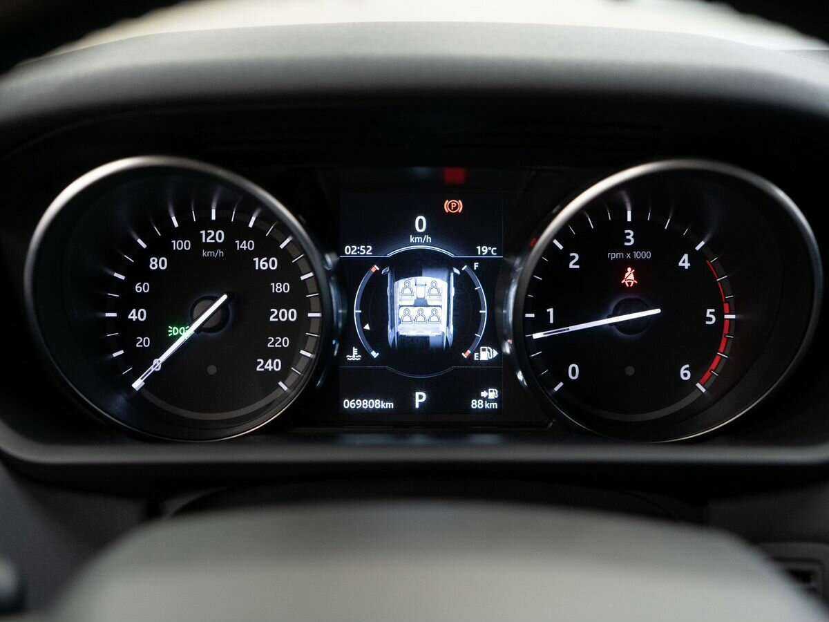 Купить Land Rover Discovery с пробегом. Фото: #10