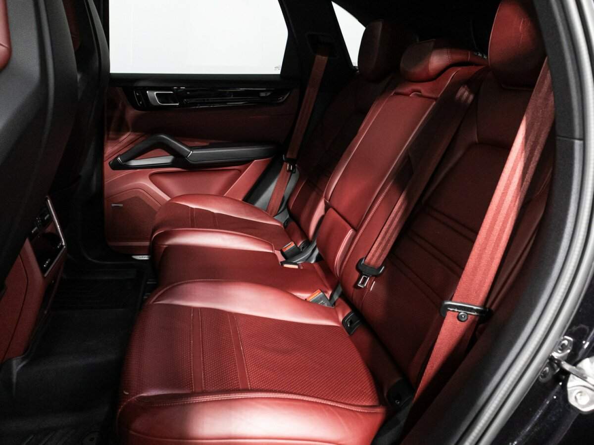 Купить Porsche Cayenne с пробегом. Фото: #7