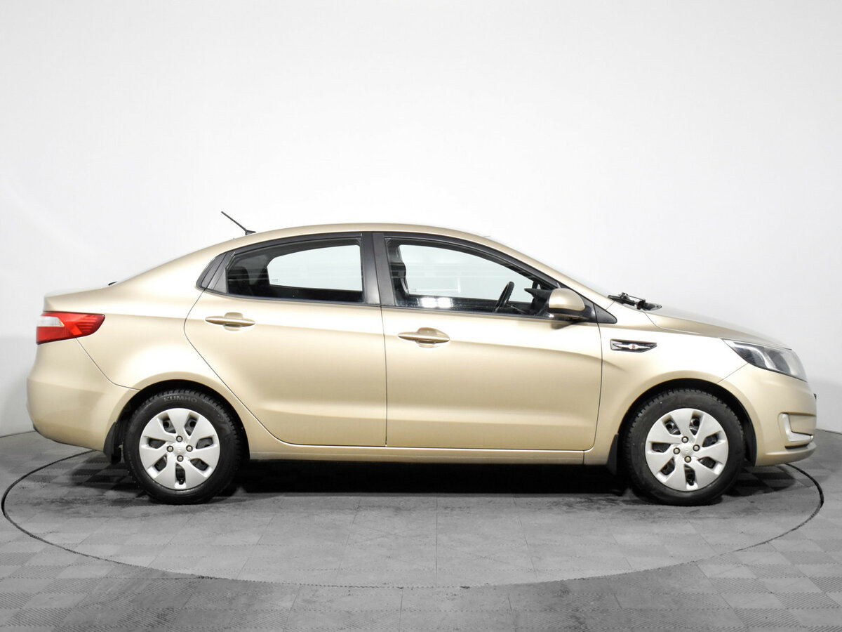 Купить Kia Rio с пробегом. Фото: #3