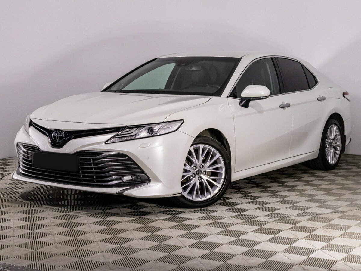 Купить Toyota Camry с пробегом. Посмотреть фото