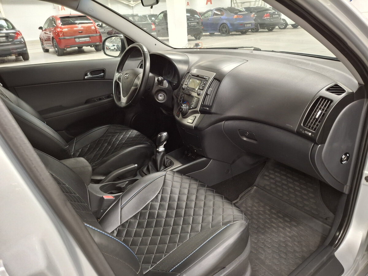 Купить Hyundai i30 с пробегом. Фото: #10