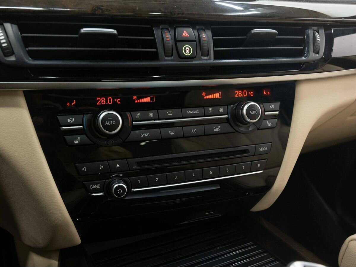 Купить BMW X5 с пробегом. Фото: #23