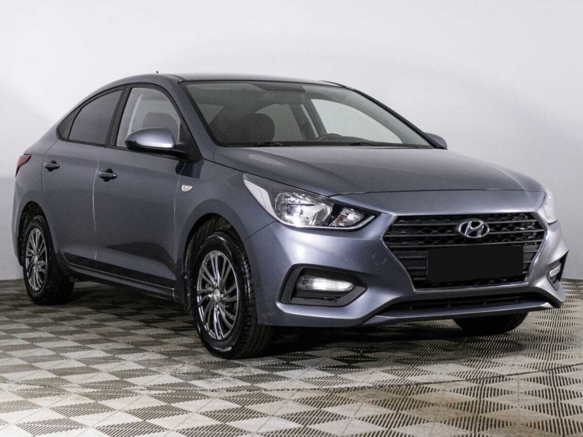 Купить Hyundai Solaris с пробегом. Фото: #2