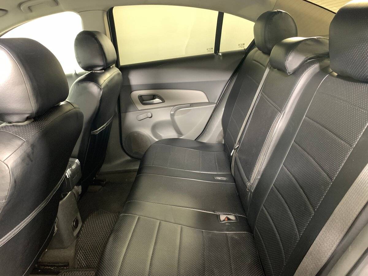 Купить Chevrolet Cruze с пробегом. Фото: #17