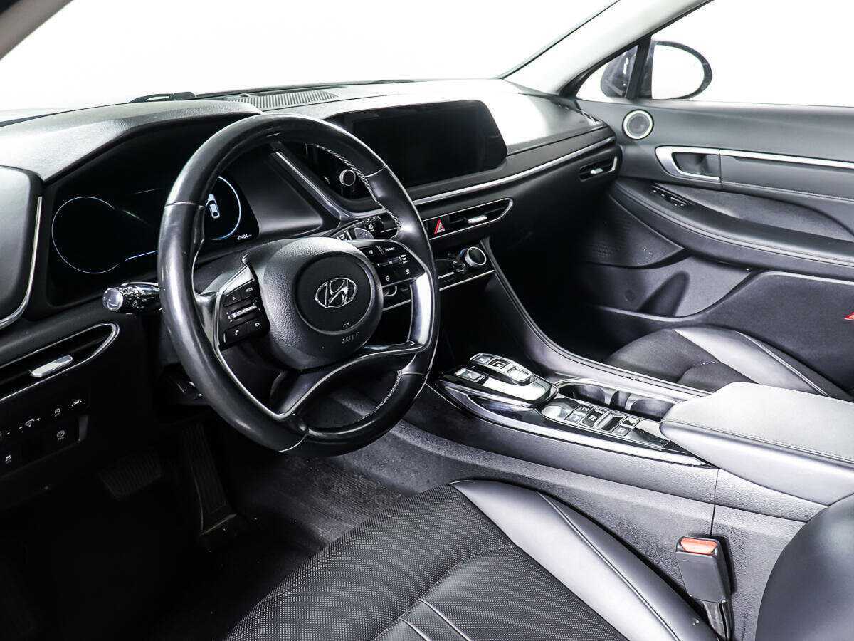 Купить Hyundai Sonata с пробегом. Фото: #12