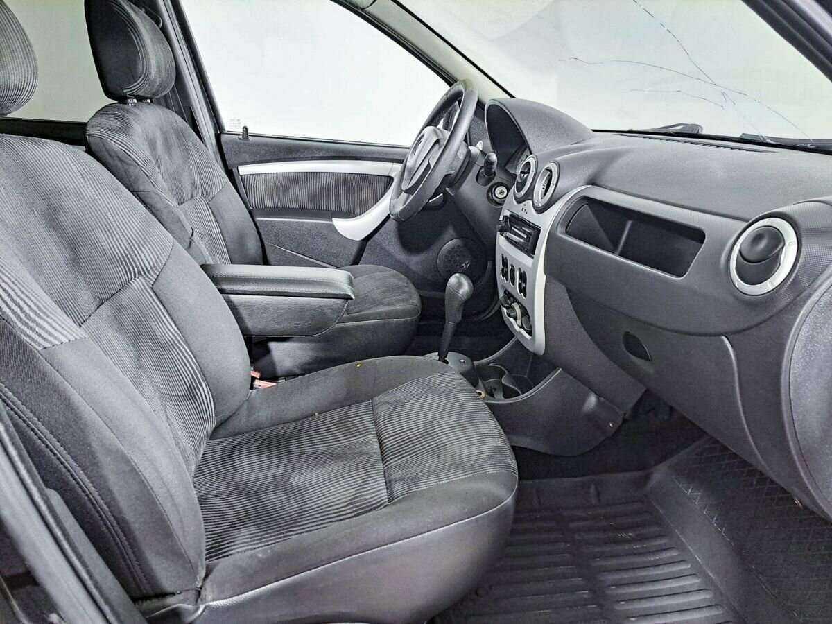 Купить Renault Logan с пробегом. Фото: #8