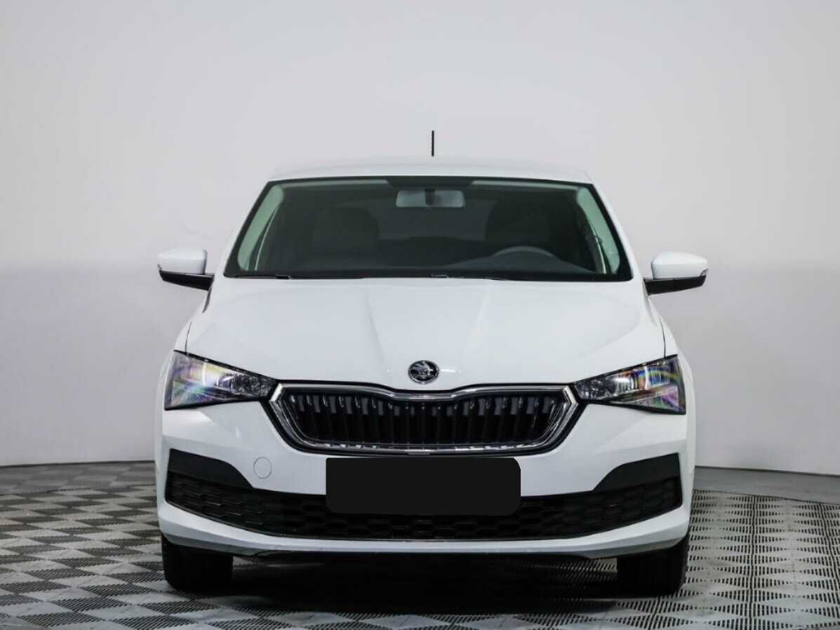 Купить Skoda Rapid с пробегом. Посмотреть фото