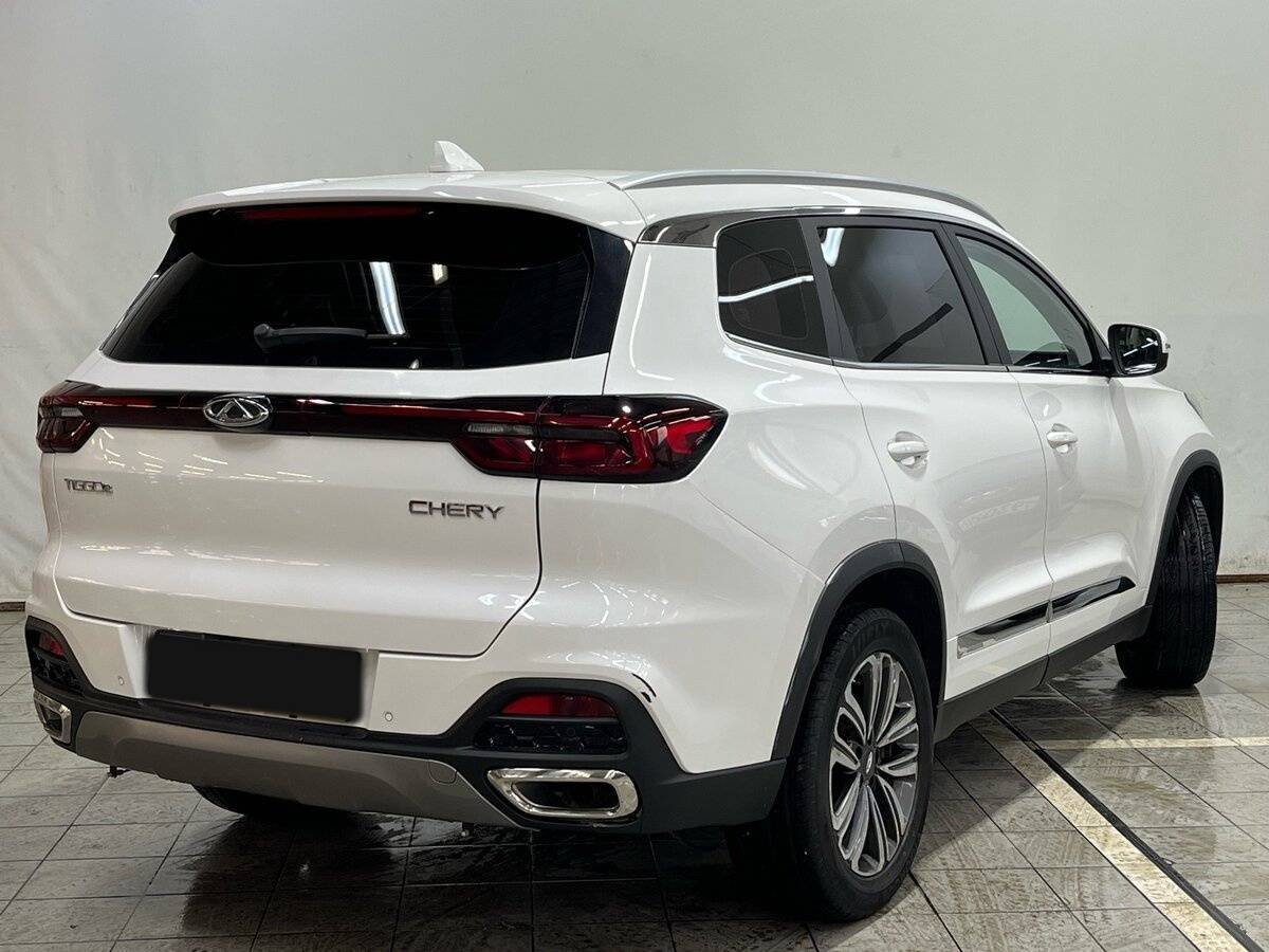 Купить Chery Tiggo 8 с пробегом. Фото: #3