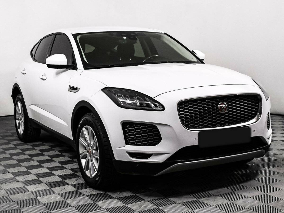 Купить Jaguar E-Pace с пробегом. Фото: #2