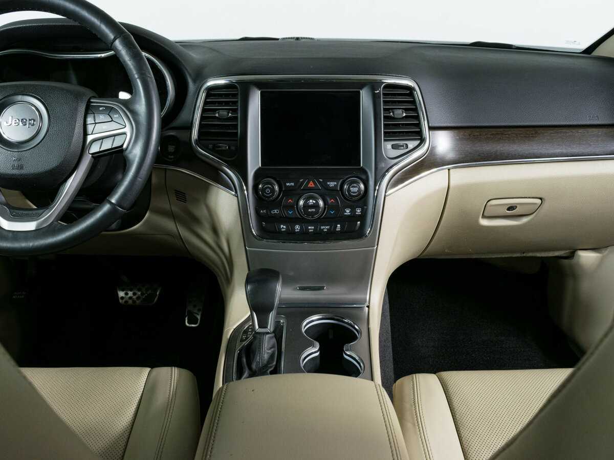 Купить Jeep Grand Cherokee с пробегом. Фото: #11