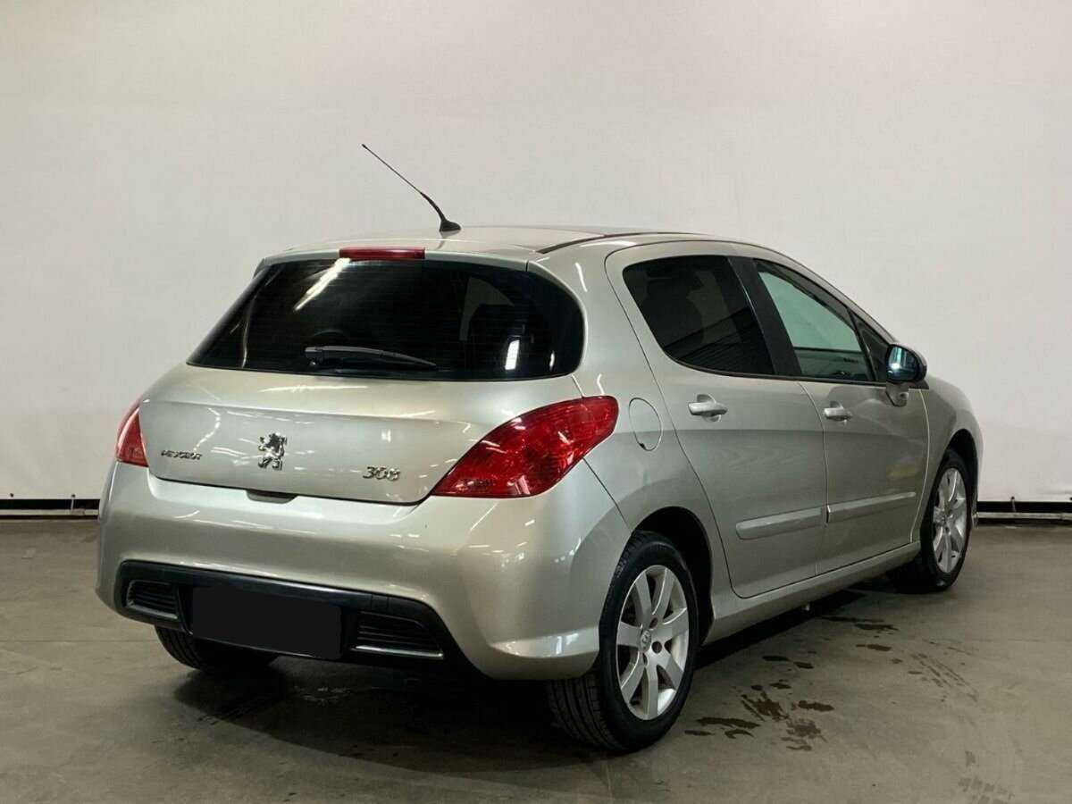 Купить Peugeot 308 с пробегом. Фото: #4