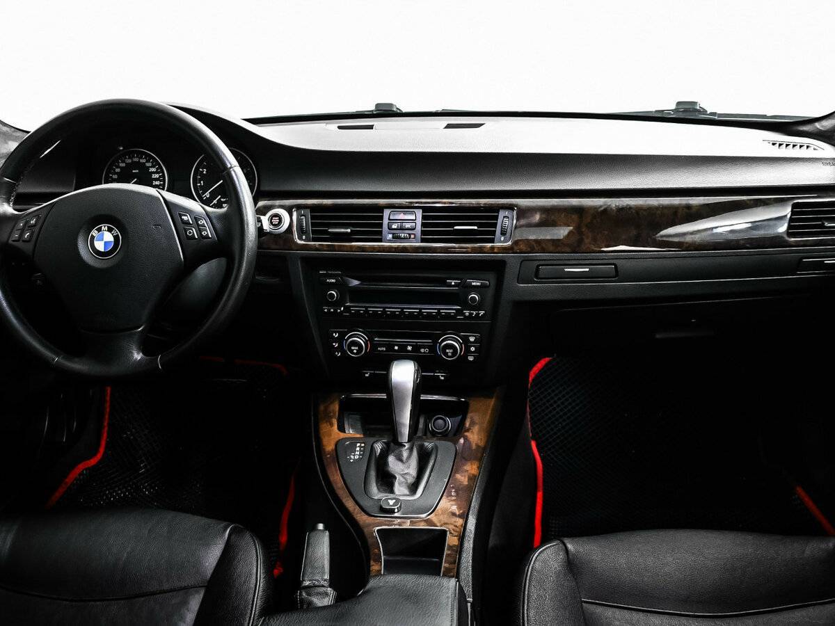 Купить BMW 3 серии с пробегом. Фото: #10
