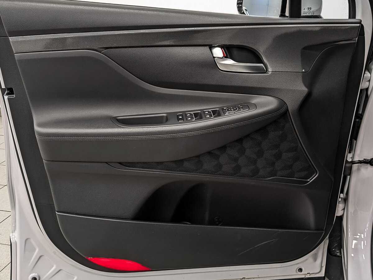Купить Hyundai Santa Fe с пробегом. Фото: #16
