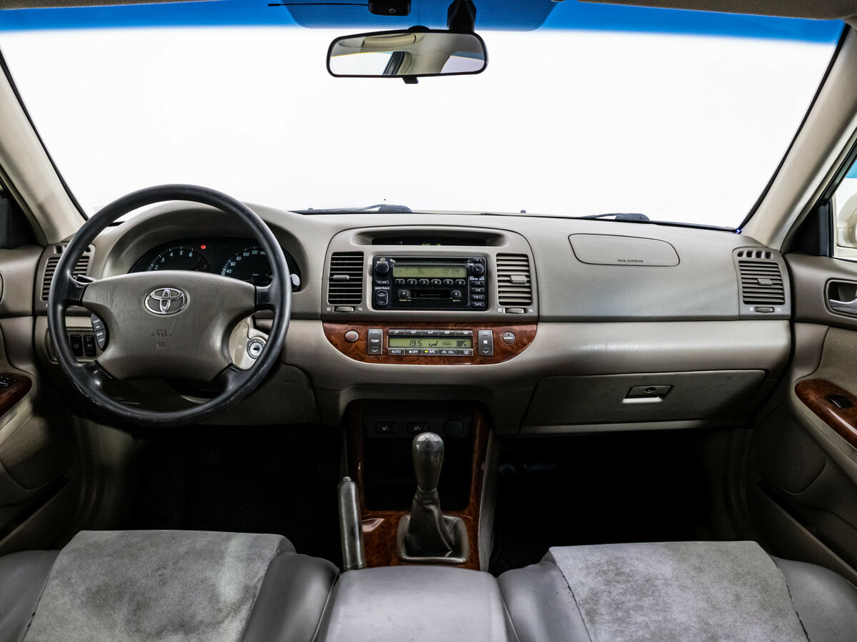 Купить Toyota Camry с пробегом. Фото: #7