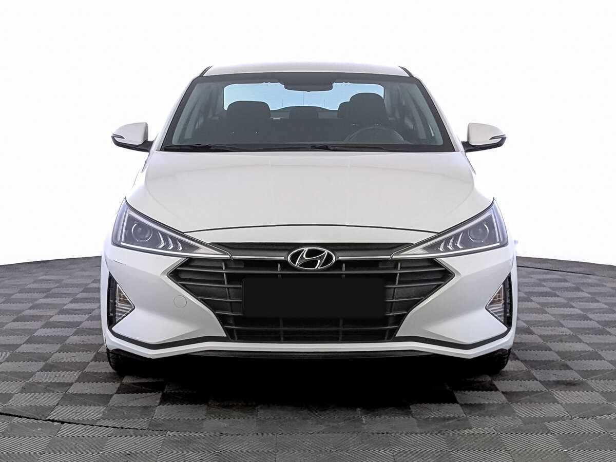 Купить Hyundai Elantra с пробегом. Фото: #1