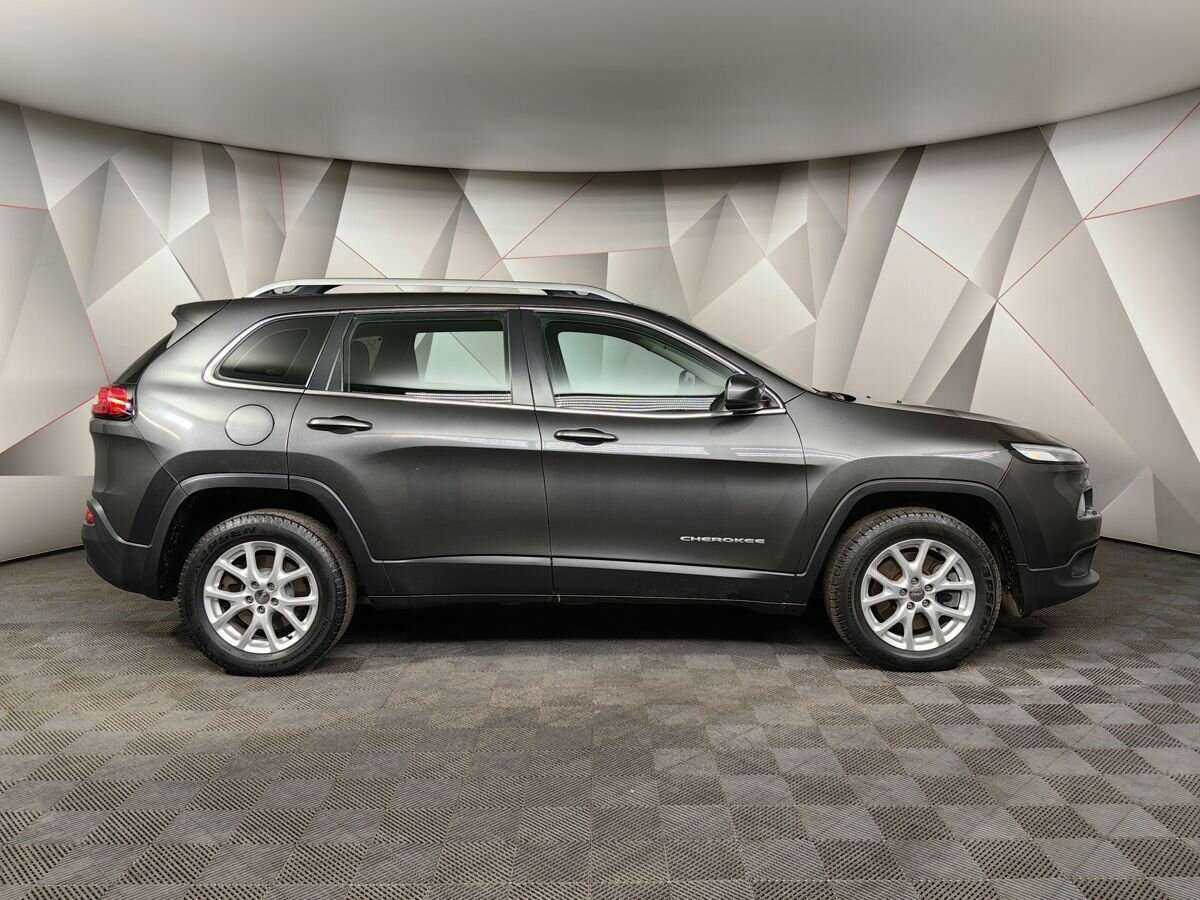 Купить Jeep Cherokee с пробегом. Фото: #5