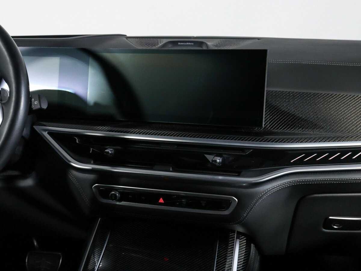 Купить BMW X7 с пробегом. Фото: #9